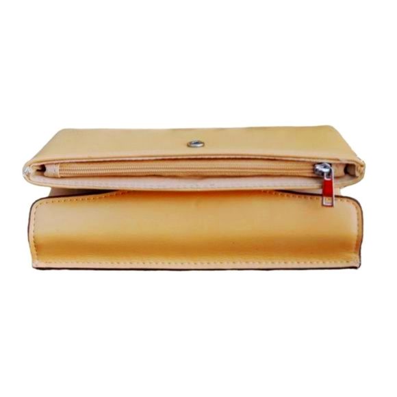 Flat Pouch Wallet With Floaded Double Interior Wristlet NWT - Picture 2 of 6